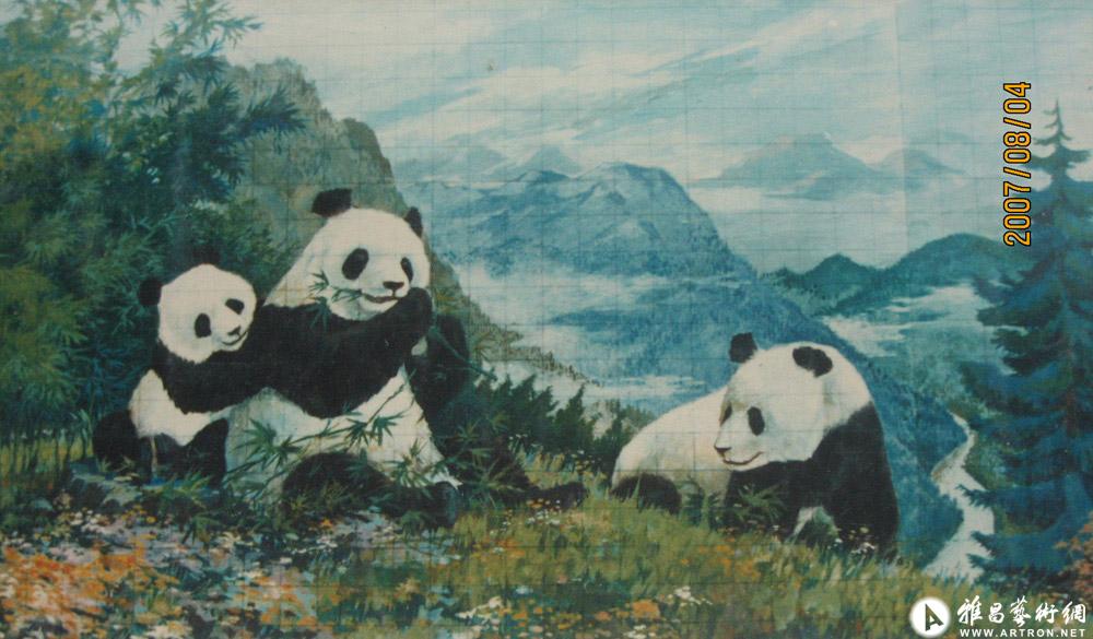 <br /><br /> 认识李老师,始于他位于闵行盈嘉园的别墅装修。初见李老师,并不知他是享誉国内外的钢笔画大家,只知眼前呈现的是一位很有学识,风度优雅的长者;却又极其谦和,完全没有架子。李蔷生老师祖上合肥李氏,生于湖南,长于上海,早年移居香港。或因籍贯安徽的渊源,李老师对我这位小老乡也显得格外热络。因李老师多居香港的关系,我倒是与其在沪上的兄妹等家人熟识较早,且一直多有往来。或是本人为人处世方面尚得认可,李老师也有所闻。或因家中事务,或因画展事务的委托,李老师也多与我有电话联系