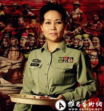 【精编】塔琳托娅从黑白版画里走出的重彩画