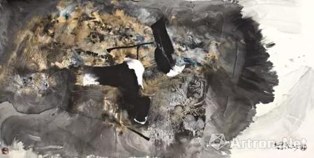 龙旗阳阳  纸本水墨  136cm×68cm  2013年