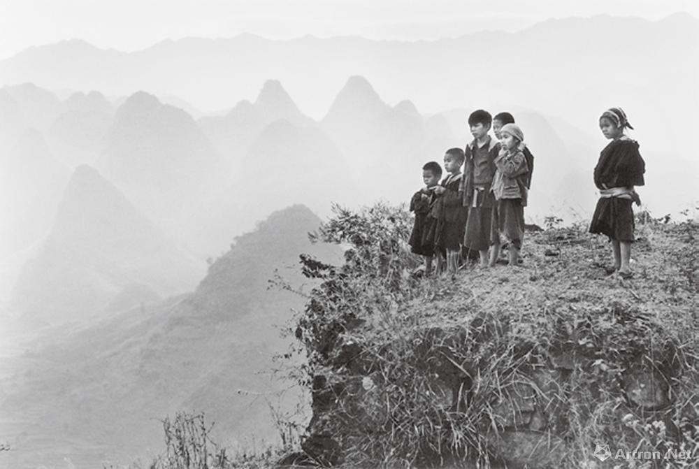 安哥作品：1982·广东连南　瑶族村