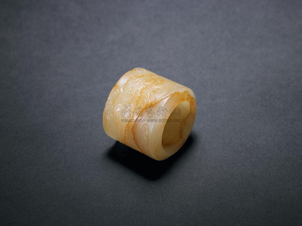 0576 清康熙 白玉雕螭虎纹扳指