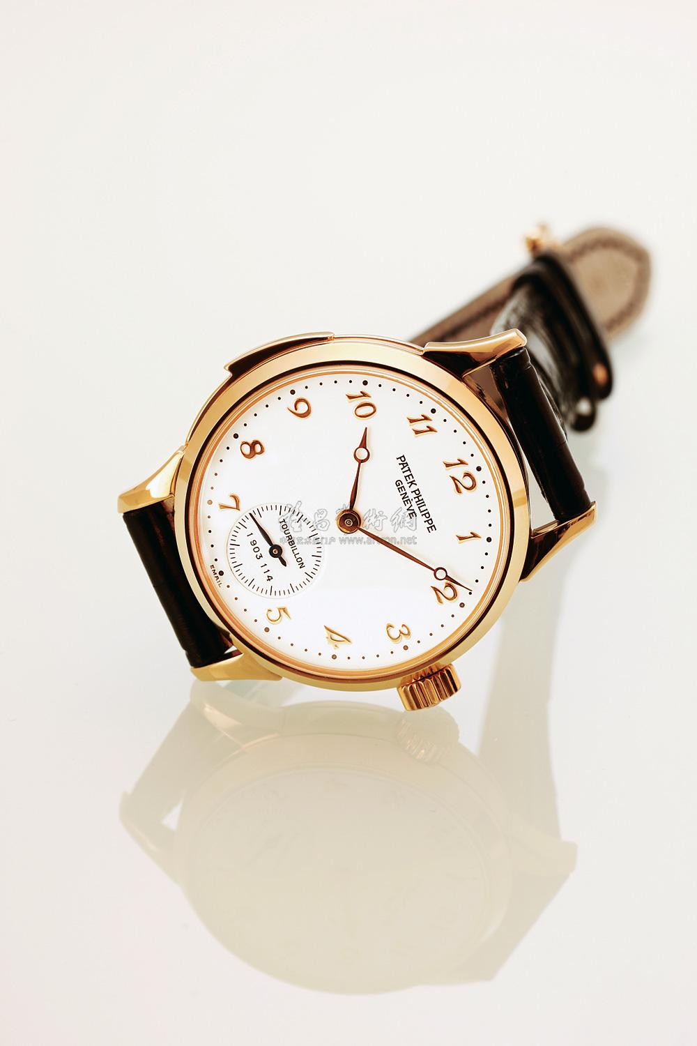 5831 百达翡丽 型号3939hr