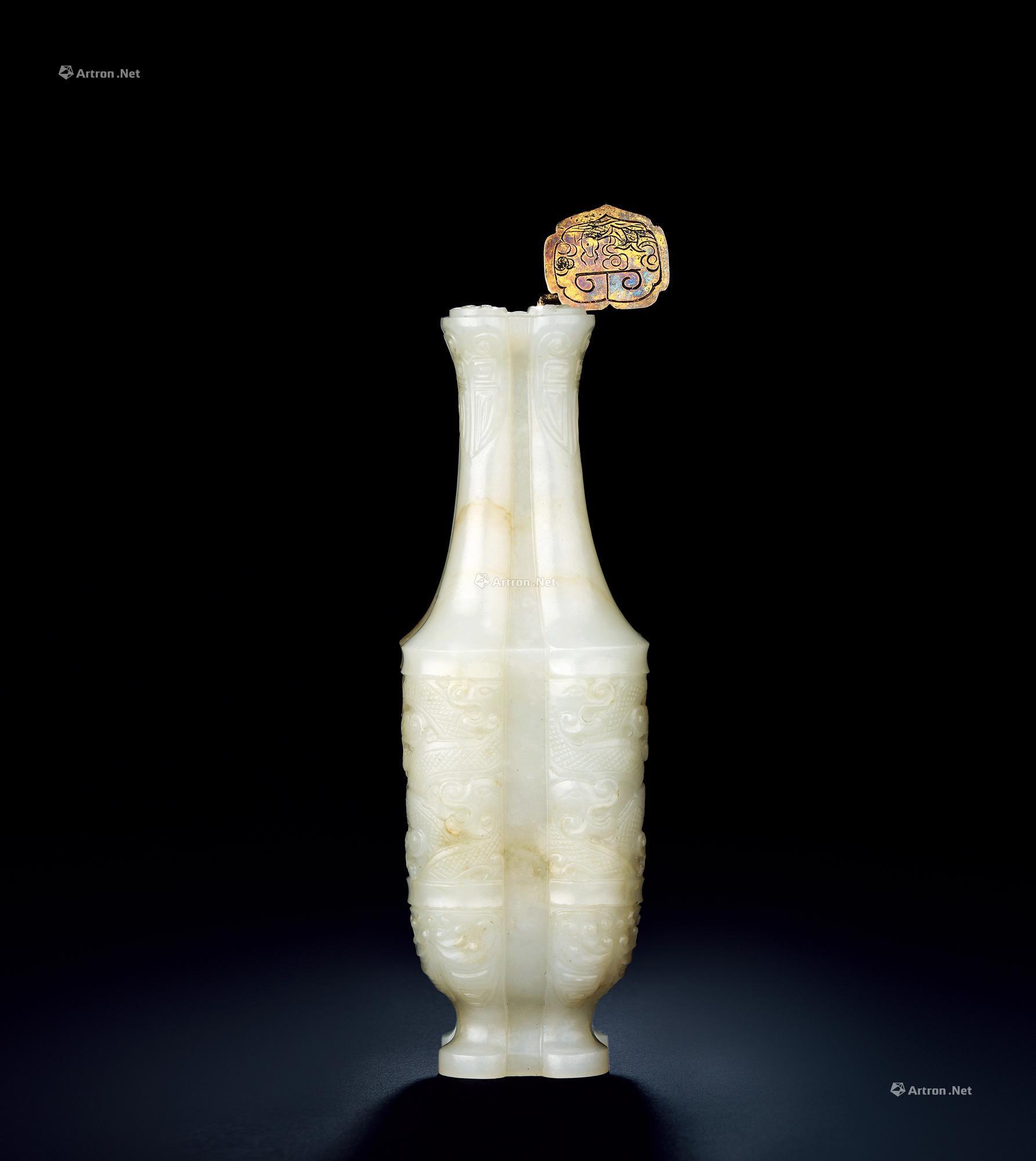 1114 清乾隆 宫廷白玉雕四联龙纹香瓶