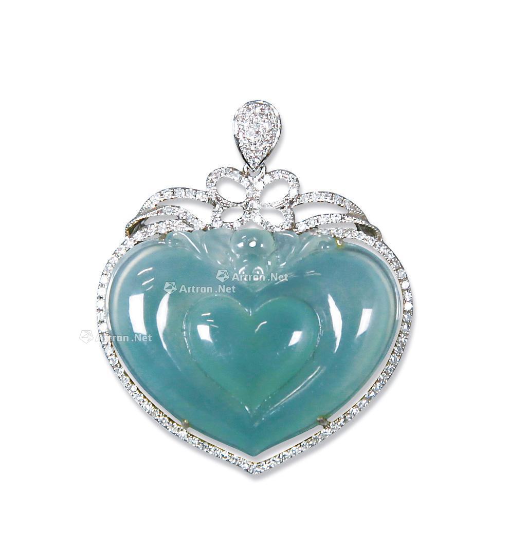 0217 翡翠18k镶钻桃心吊坠