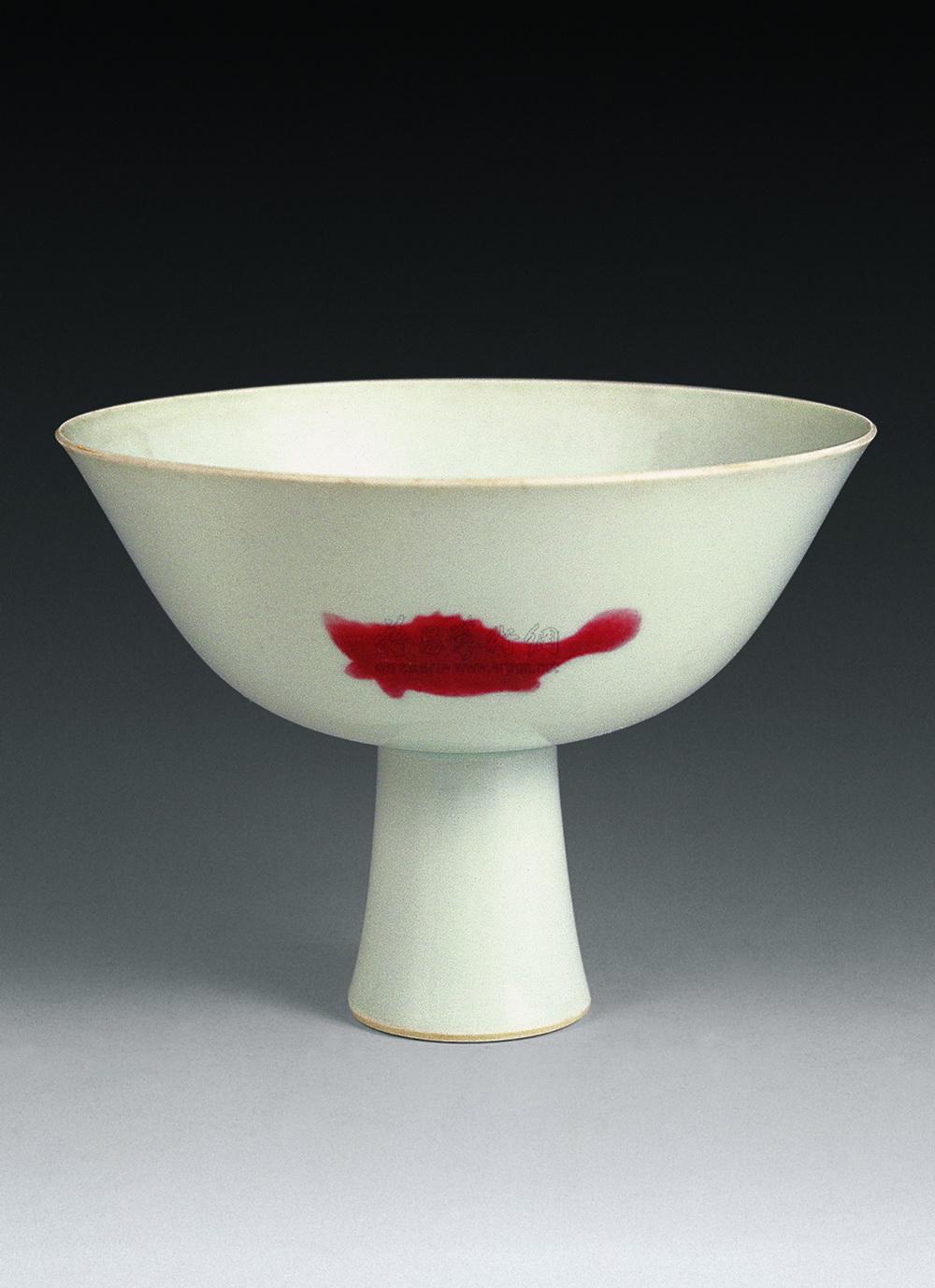 0178 清雍正 釉里红三鱼纹高足碗