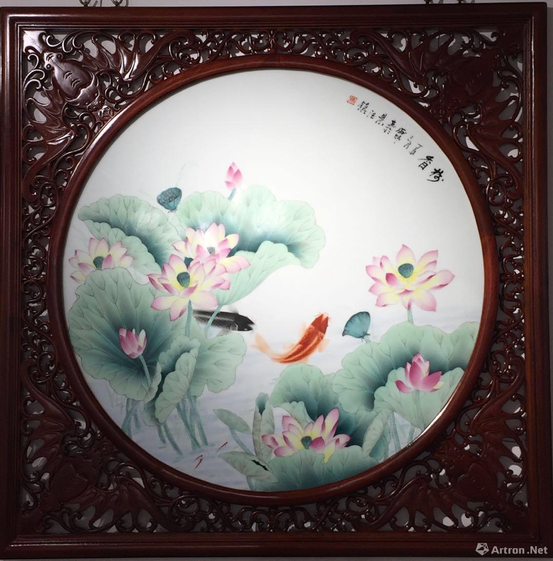 《荷香》  戚炜 60cm 2017年 釉上彩 瓷板画