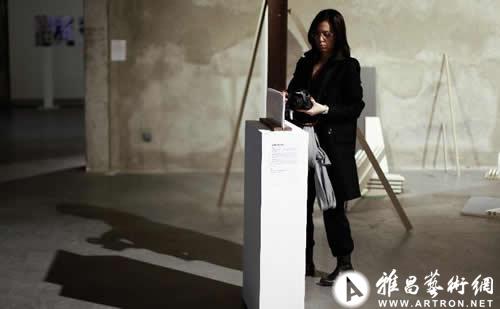 中国设计师作品亮相国际当代青年艺术展
