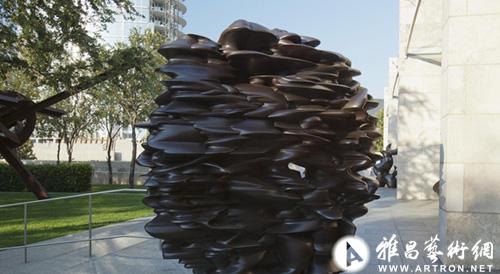 托尼·克拉格的首场户外雕塑展即将开幕