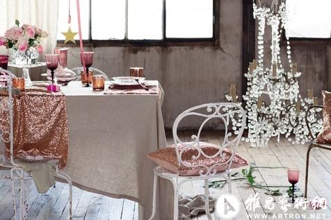 H&M 的 Party Table 装饰