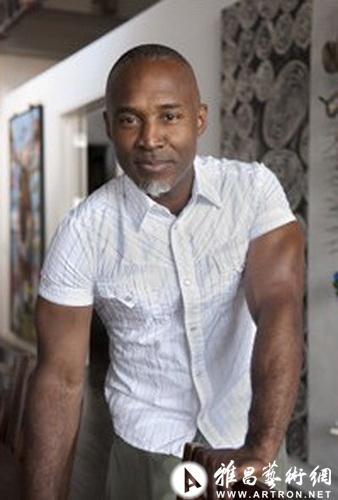 擅用布料的雕塑家Nick Cave