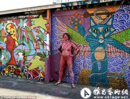 组图：街头涂鸦与人体彩绘的奇妙融合
