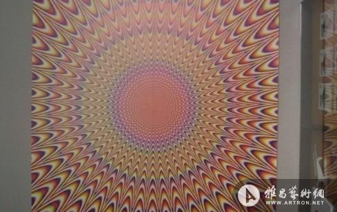 圣彼得堡新开幻觉博物馆 展出奇异现象